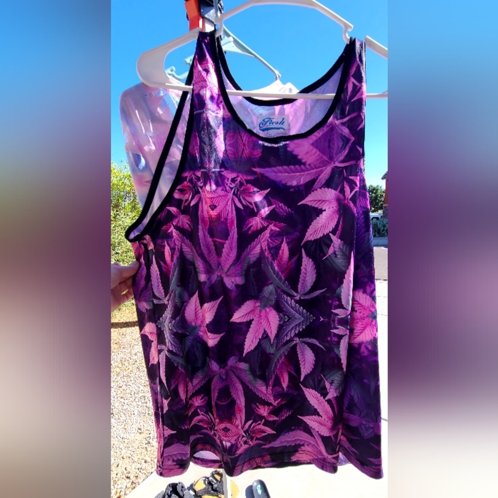 fresh Purple and Pink Tie-Dye Tank Top with Black Trim